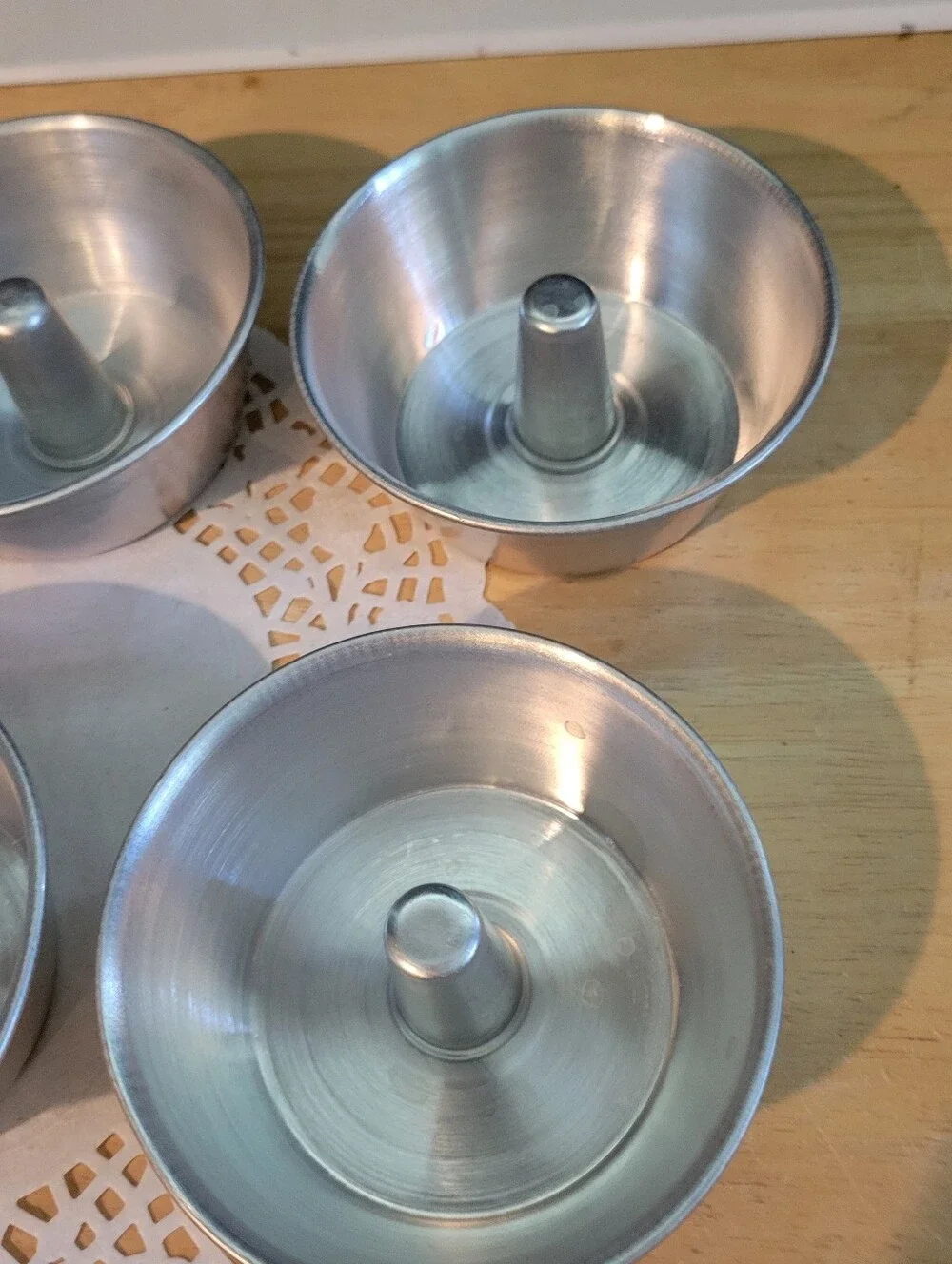 Aluminum Ring Mold Set - Silver Angel Food Baking Cups (6-Pack) Mini Bundt Pan